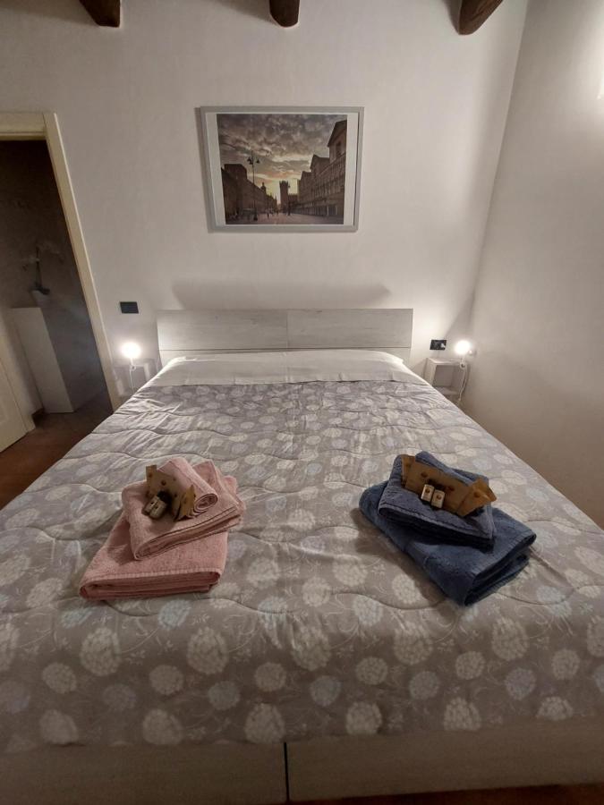 Hotel Dodo'S House Ferrara Esterno foto